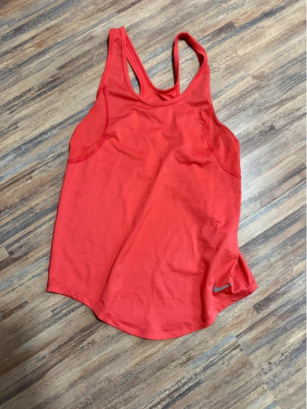 Nike tank size XS